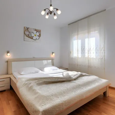 Apartment Krase By Interhome Pula